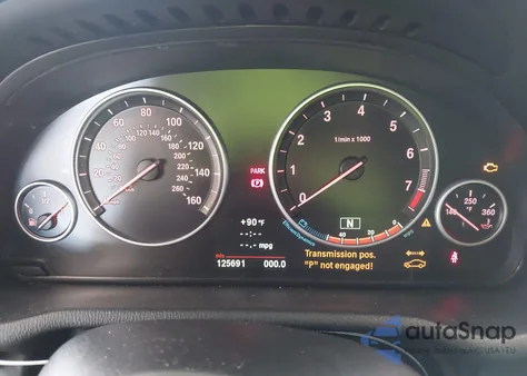 2013 BMW X3 xDrive28I z USA, uszkodzony, nr VIN 5UXWX9C52D0A30822